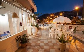 Vasilakis Studios & Apartments